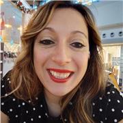 Laureata in ingegneria impartisce lezioni di matematica, fisica e informatica